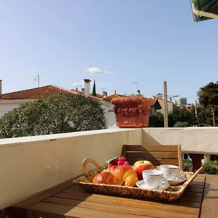 Appartement 1Er Etage Cottage Reine Cannes Extérieur photo