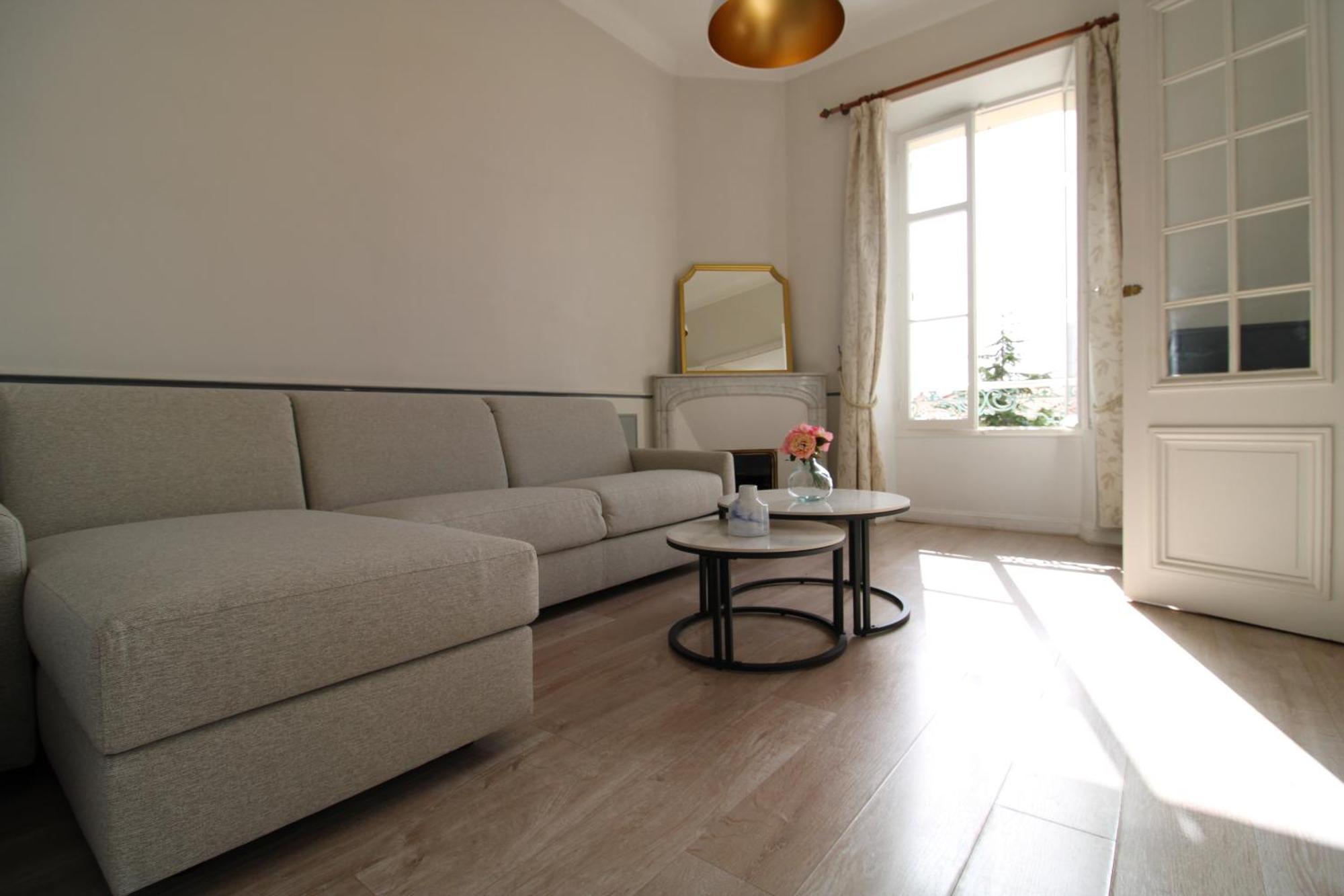 Apartamento 1er Etage Reine *